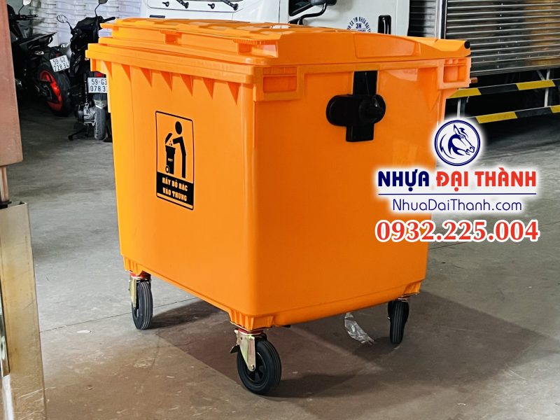 thung-rac-nhua-1100l-thung-loai-dung-tich-lon-chat-luong