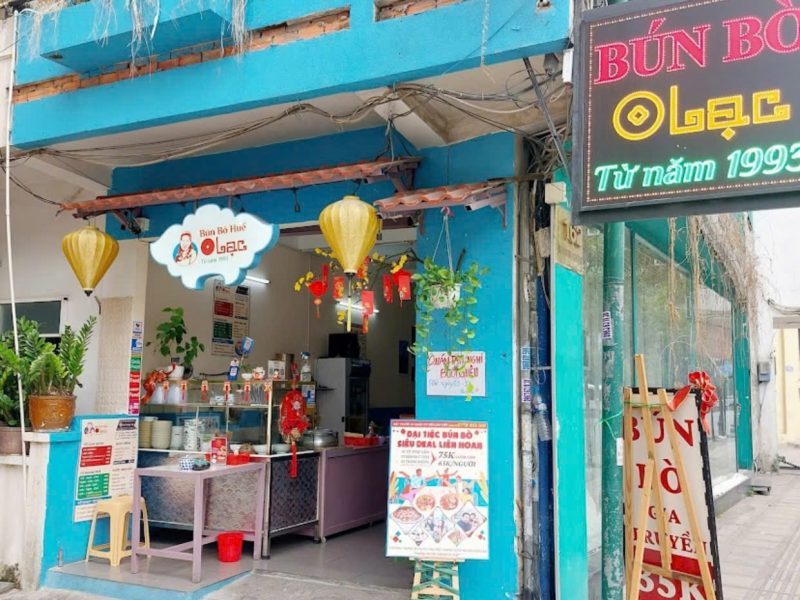 bun-bo-hue-o-lac-tuyen-nv-dung-quay-ban-lam-phu-nhuan