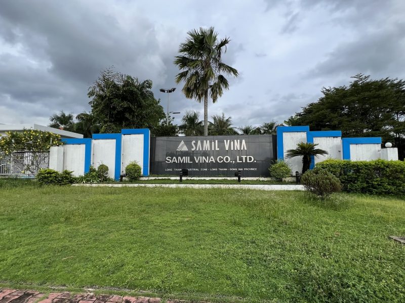 tuyen-gap-50-ldpt-lam-viec-3-ca-va-co-the-tang-ca-khi-don-hang-gap