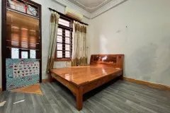 Bán nhà đẹp phố Lạc Long Quân, Hà Nội