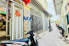 Nhà mới 1 trệt 2 lầu tại Quận 12, TP.HCM