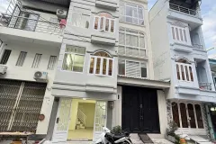 Bán nhà mặt tiền đường Lý Phục Man, Quận 7, giá 4.3 tỷ