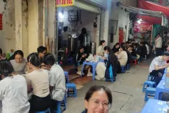 Sang nhượng quán bún tại Cầu Giấy, Hà Nội