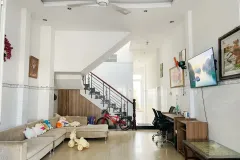 Nhà hẻm ô tô tại Quận 12, TP.HCM giá 8.x tỷ