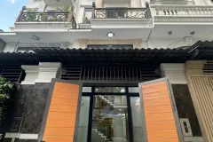 Nhà 5 tầng ô tô ngủ trong nhà gần Sân Golf Tân Sơn Nhất