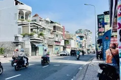Bán nhà Mặt tiền Nguyễn Kiệm -  gần Thích Quảng Đức, 6,9x23m, hậu 9,2m, 4 Tầng,