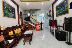 Bán nhà HXH 5m Lạc Long Quân - gần Chợ Vải Tân Bình,  4,2x14m, 3 Tầng - 4PN,