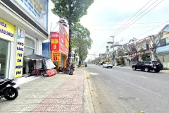 Nhà 3 tầng có garage ô tô tại Đồng Tháp