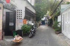 Bán nhà riêng trên đường CMT8; Tân Bình, TP. Hồ Chí Minh
