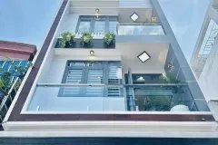 Nhà HXH CMT8 - Tô Hiến Thành, Q10. 5x20m. Giá: 16 tỷ. 4 tầng, TM - Đơn giá: 155t
