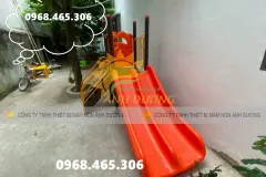 Cầu trượt trẻ em ngoài trời tại Quảng Trị