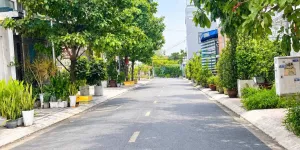 SÁT TÔ NGỌC VÂN – GÀN 100M² NGANG 5,6M – LÔ GÓC 2 MẶT – Ô TÔ TẬN NHÀ – GIÁ 5.3