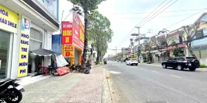 Nhà 3 tầng có garage ô tô tại Đồng Tháp